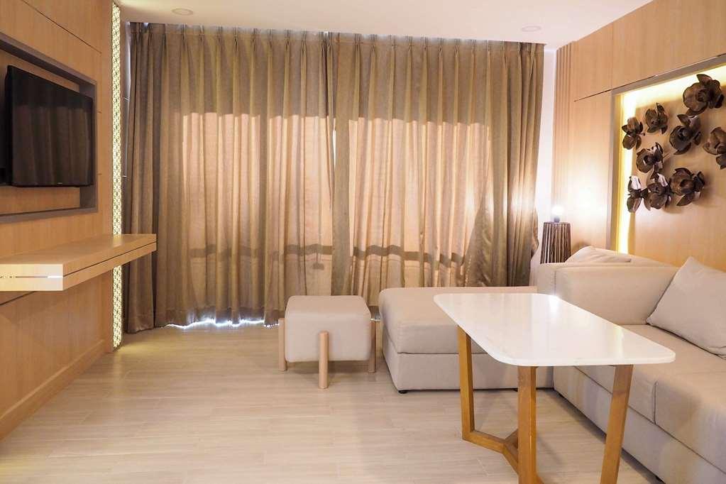 Clarion Hotel Patong Phuket Værelse billede
